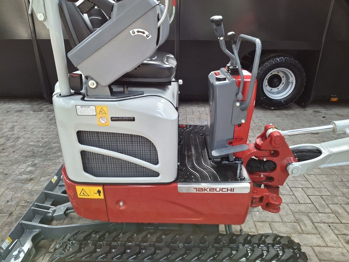 Minibagger от тип Takeuchi TB210R, Neumaschine в Donkerbroek (Снимка 3)