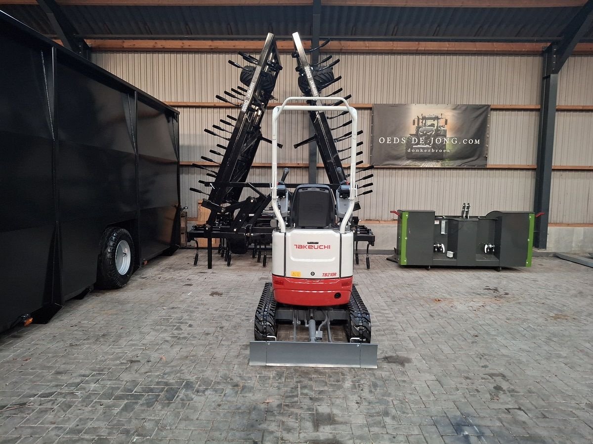Minibagger от тип Takeuchi TB210R, Neumaschine в Donkerbroek (Снимка 2)