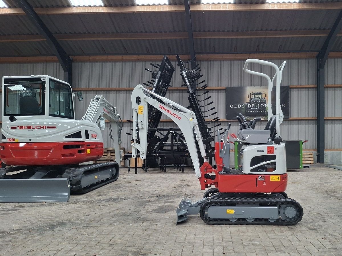 Minibagger Türe ait Takeuchi TB210R, Neumaschine içinde Donkerbroek (resim 1)
