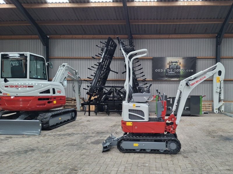 Minibagger del tipo Takeuchi TB210R, Neumaschine en Donkerbroek (Imagen 1)