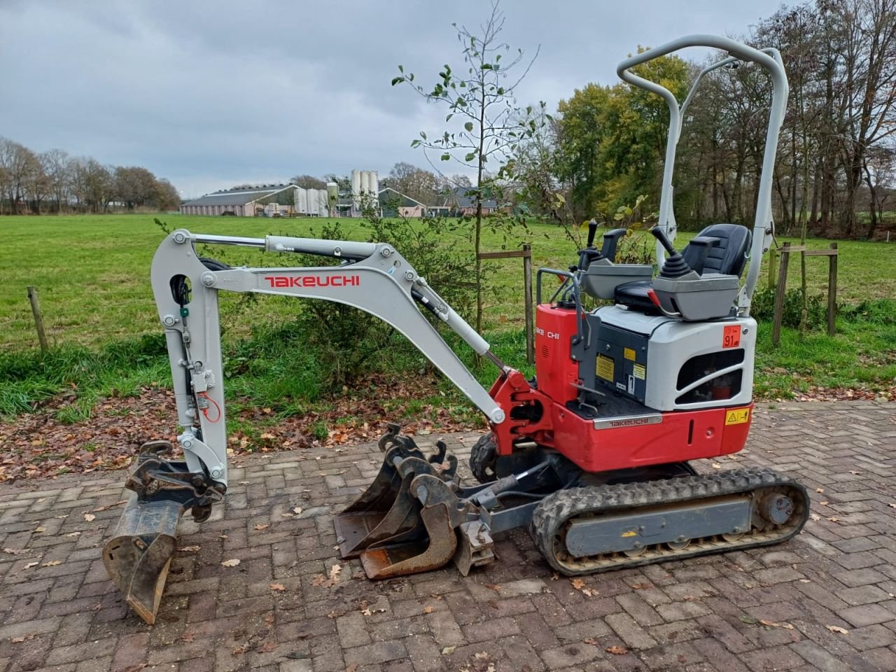 Minibagger типа Takeuchi TB210R, Gebrauchtmaschine в Terschuur (Фотография 2)