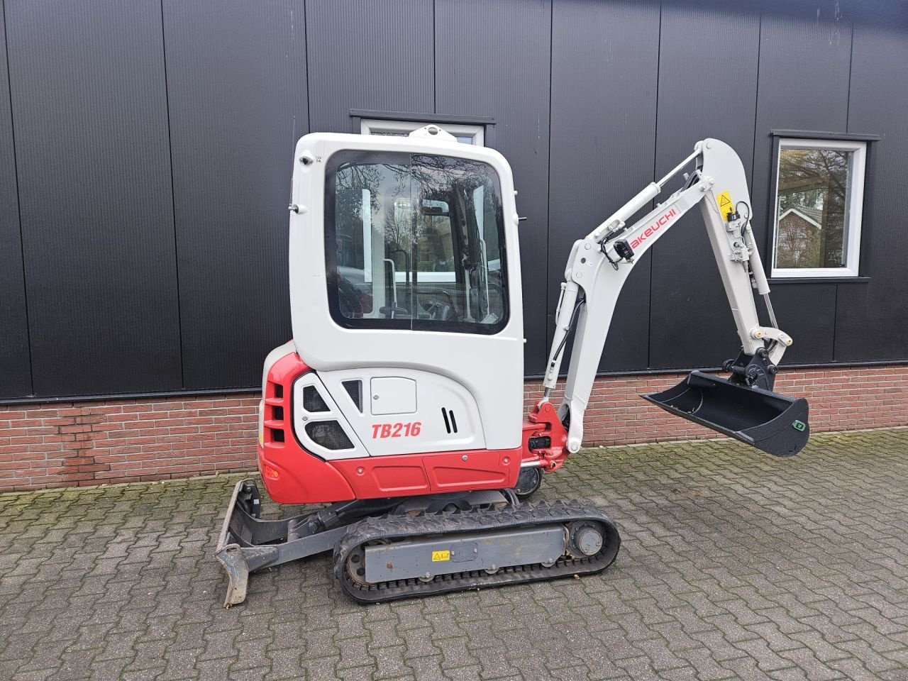 Minibagger Türe ait Takeuchi TB216 - 370 uur, Gebrauchtmaschine içinde Haaksbergen (resim 9)