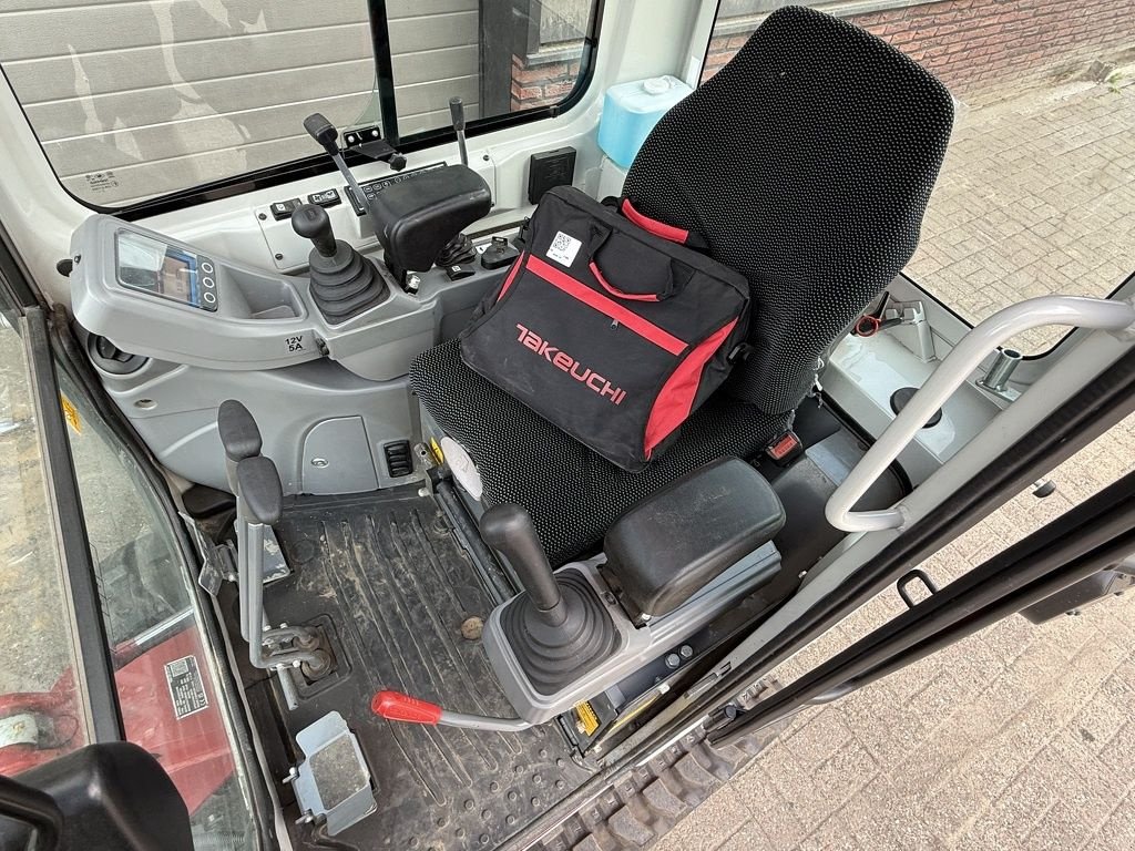 Minibagger des Typs Takeuchi TB216 minigraver BJ 2024 140 uur, Gebrauchtmaschine in Neer (Bild 8)