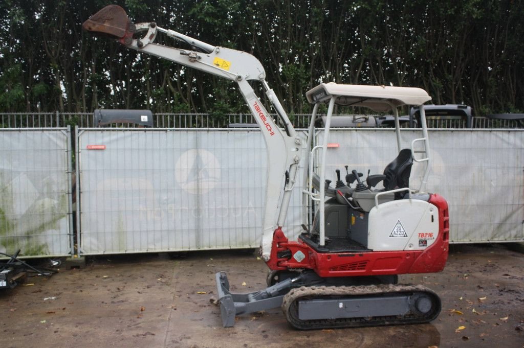 Minibagger Türe ait Takeuchi TB216, Gebrauchtmaschine içinde Antwerpen (resim 4)