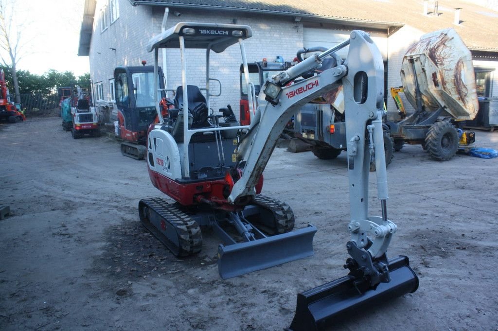 Minibagger типа Takeuchi TB216, Gebrauchtmaschine в Antwerpen (Фотография 9)