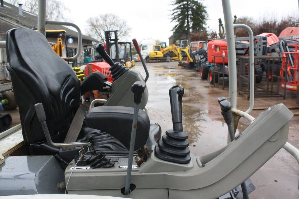 Minibagger del tipo Takeuchi TB216, Gebrauchtmaschine In Antwerpen (Immagine 10)
