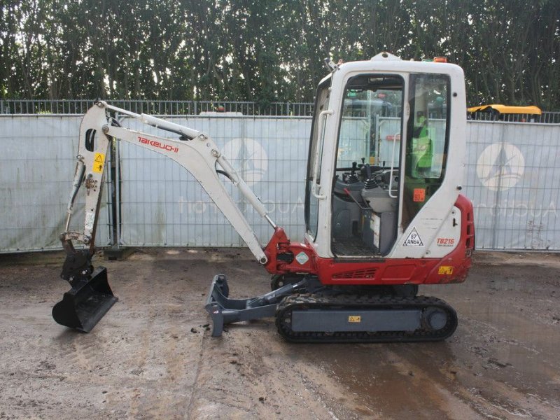 Minibagger del tipo Takeuchi TB216, Gebrauchtmaschine In Antwerpen (Immagine 1)