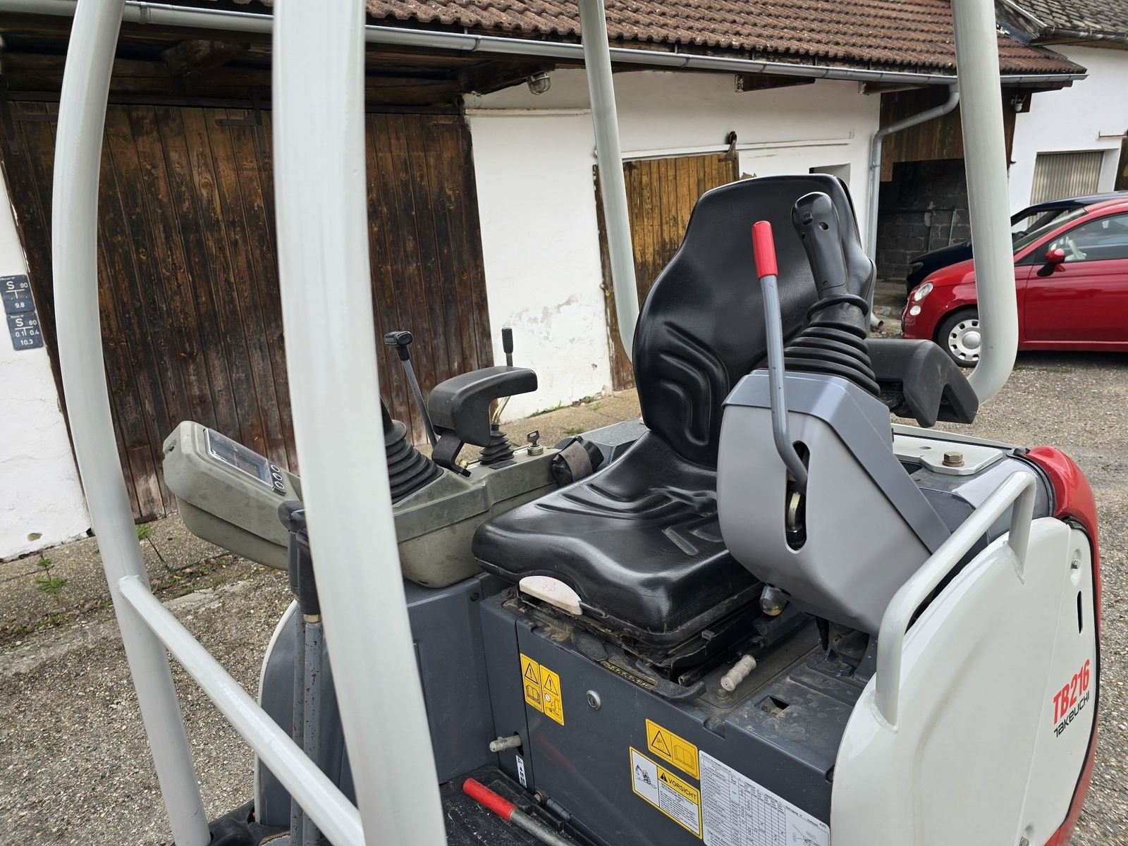 Minibagger от тип Takeuchi TB216, Gebrauchtmaschine в Gabersdorf (Снимка 9)