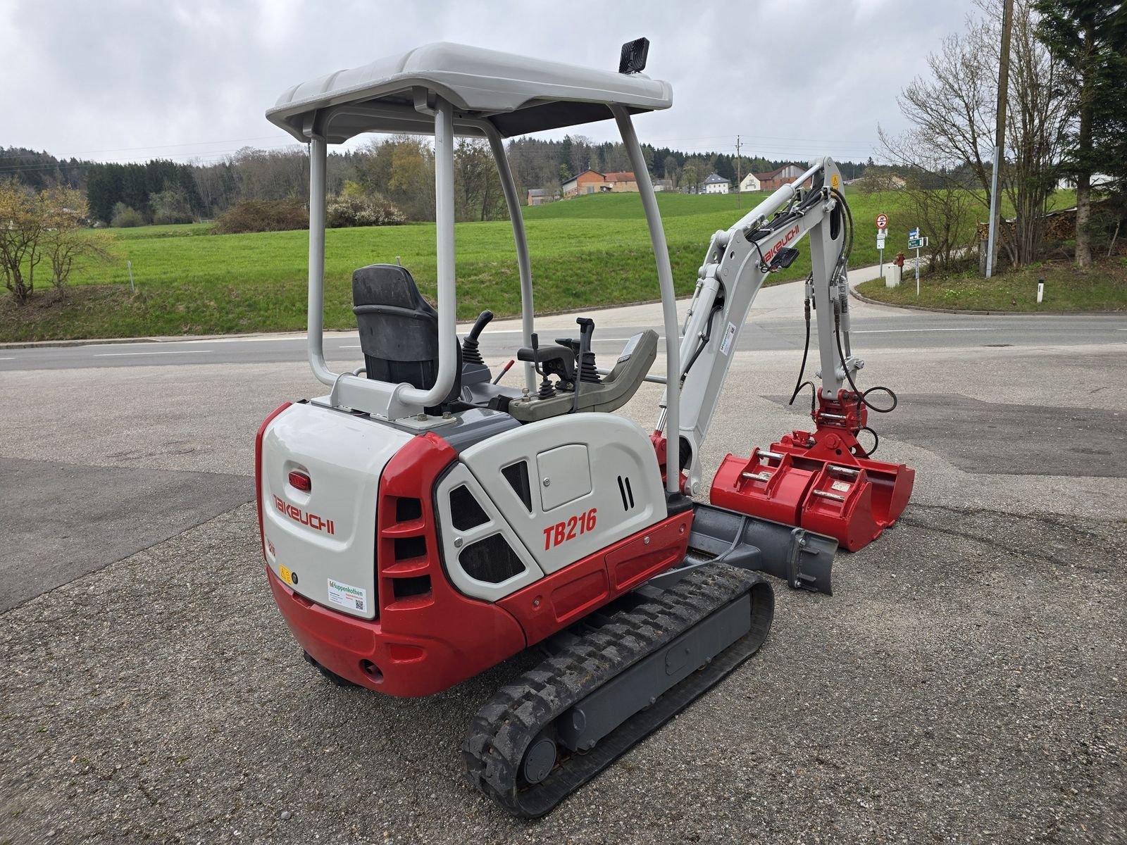 Minibagger от тип Takeuchi TB216, Gebrauchtmaschine в Gabersdorf (Снимка 5)
