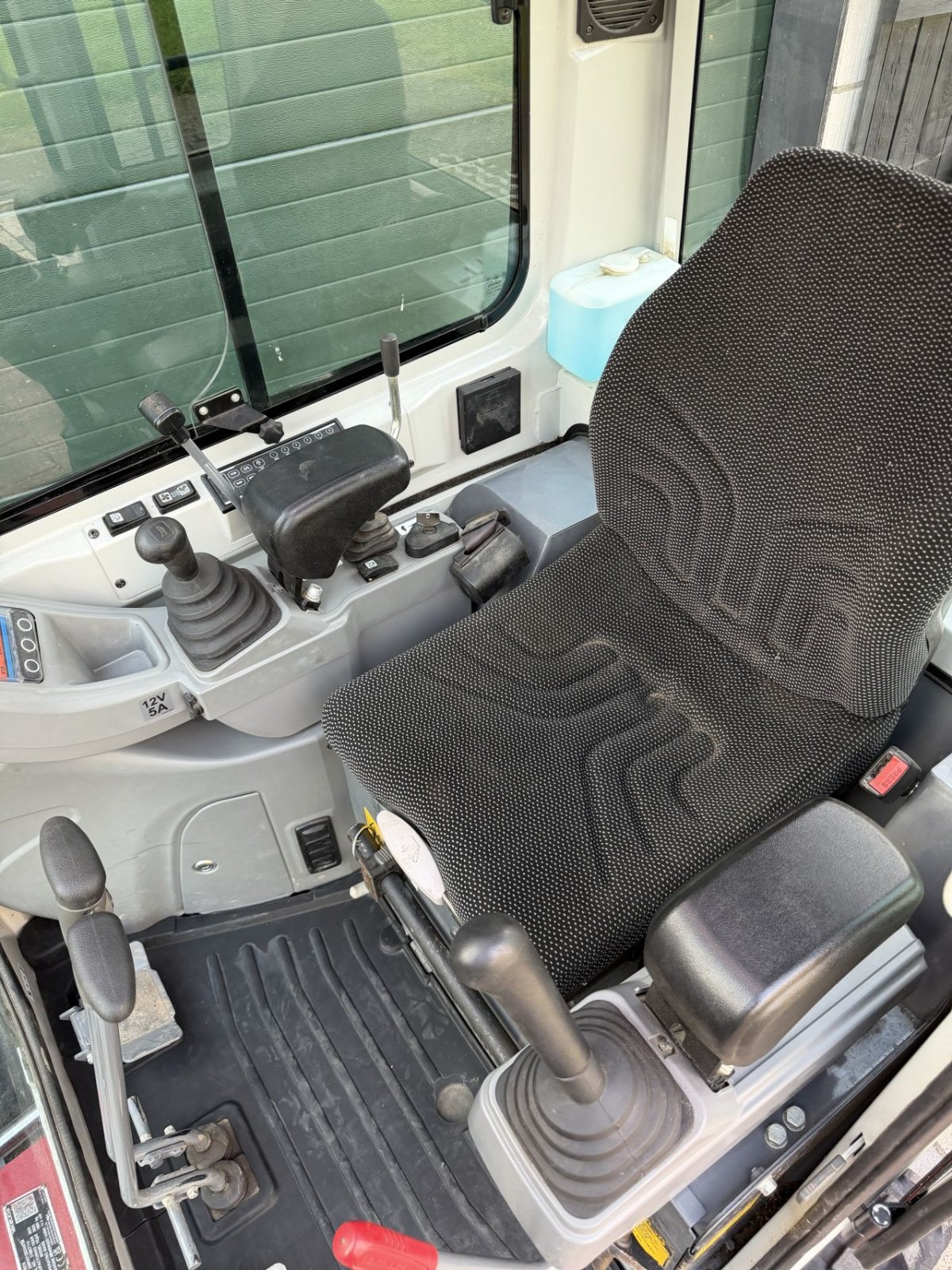 Minibagger du type Takeuchi TB216, Gebrauchtmaschine en Leerbroek (Photo 5)