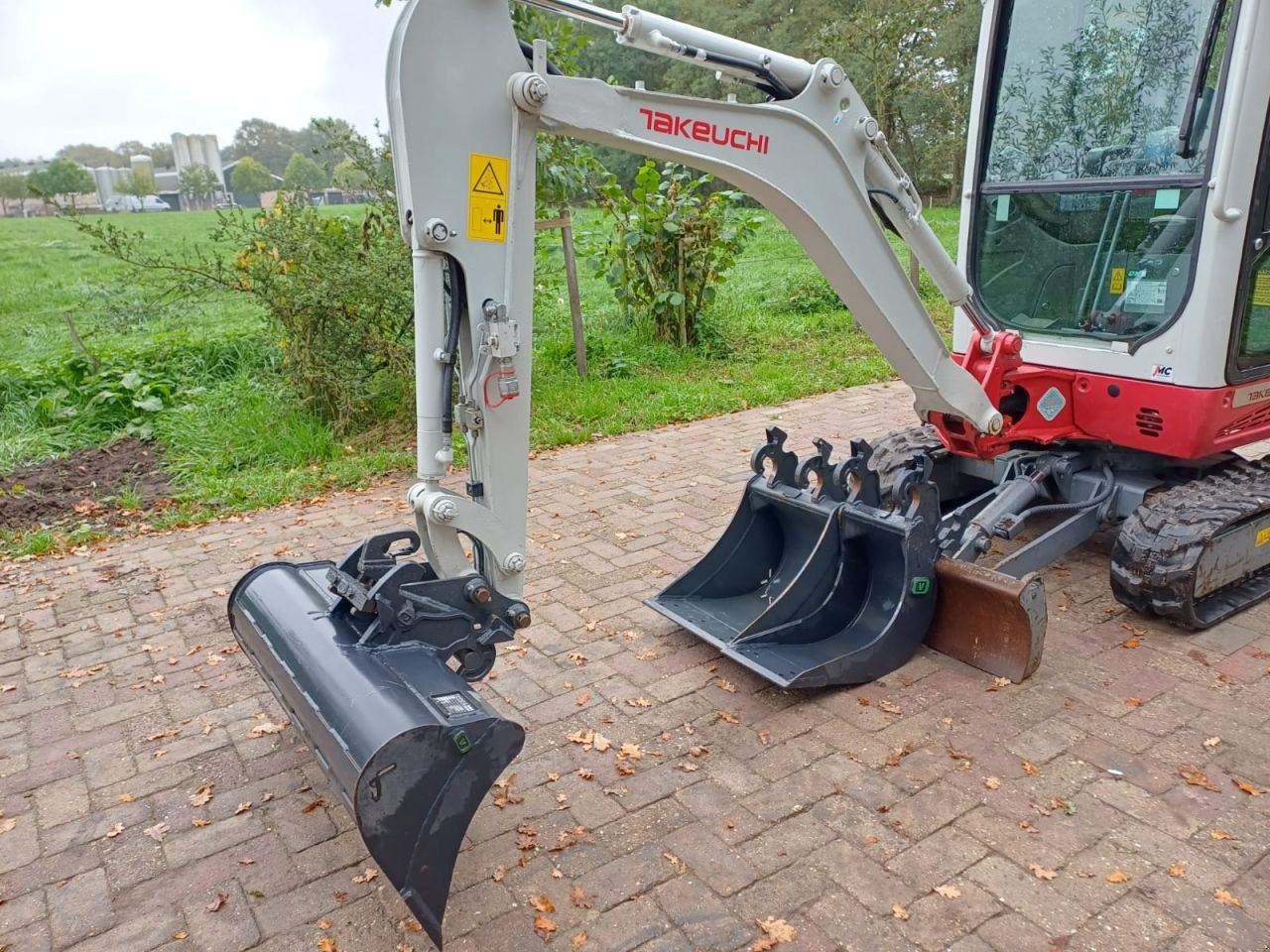 Minibagger типа Takeuchi TB216, Gebrauchtmaschine в Terschuur (Фотография 3)