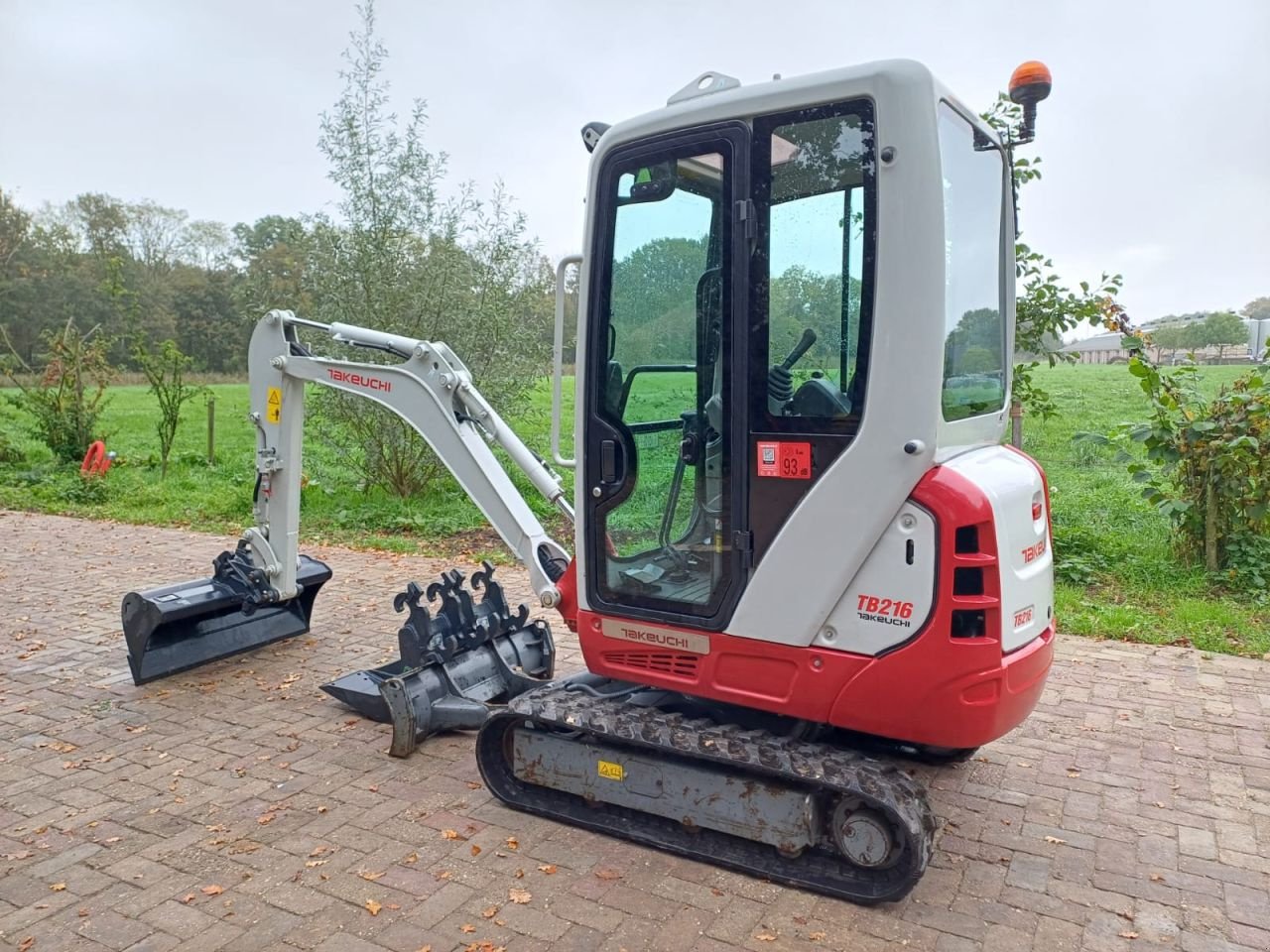 Minibagger типа Takeuchi TB216, Gebrauchtmaschine в Terschuur (Фотография 2)