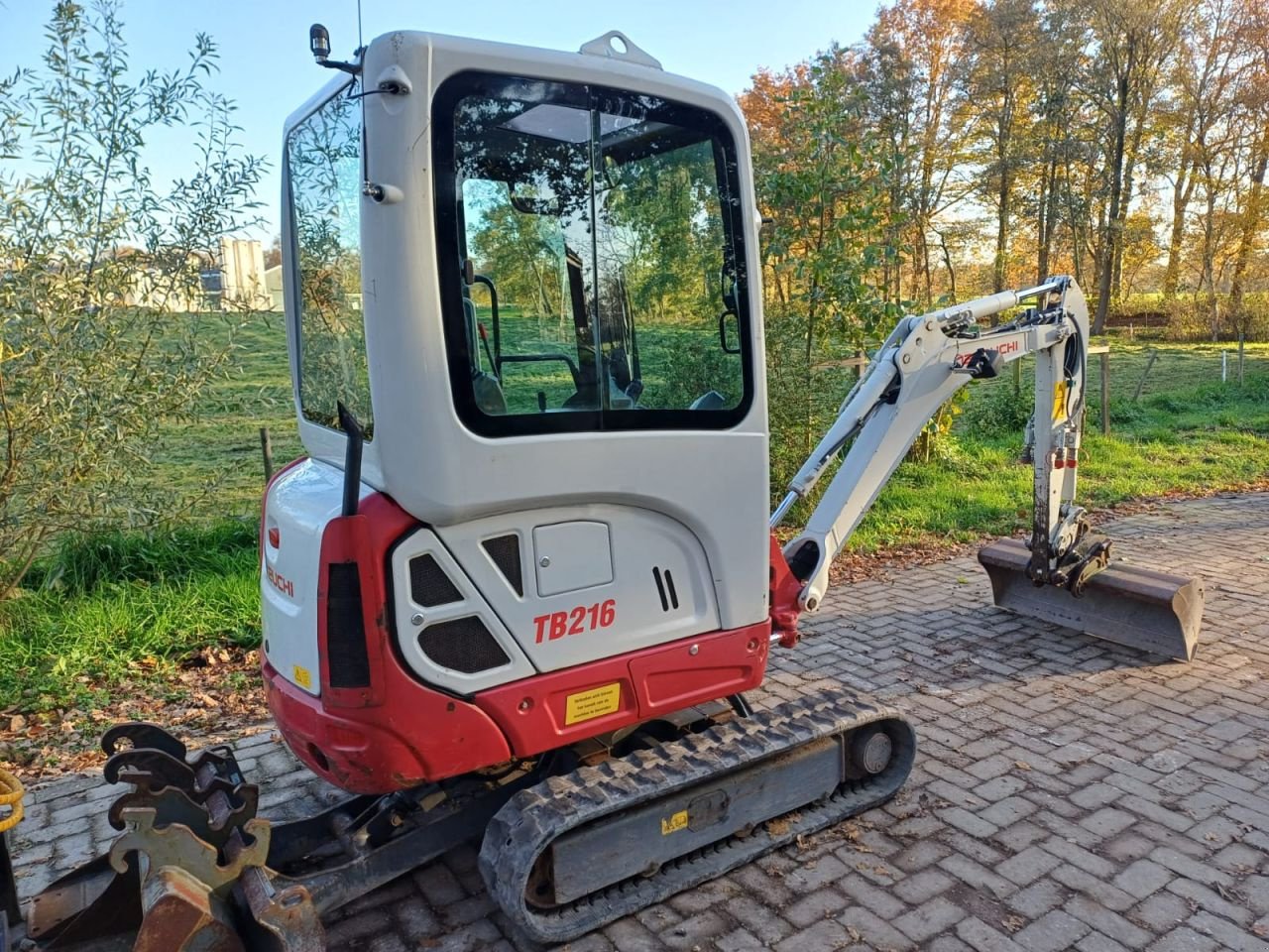 Minibagger типа Takeuchi TB216, Gebrauchtmaschine в Terschuur (Фотография 3)