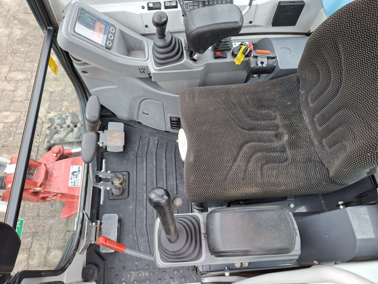 Minibagger des Typs Takeuchi TB216, Gebrauchtmaschine in Terschuur (Bild 8)