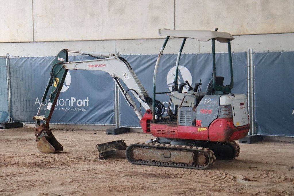 Minibagger typu Takeuchi TB219, Gebrauchtmaschine v Antwerpen (Obrázok 3)