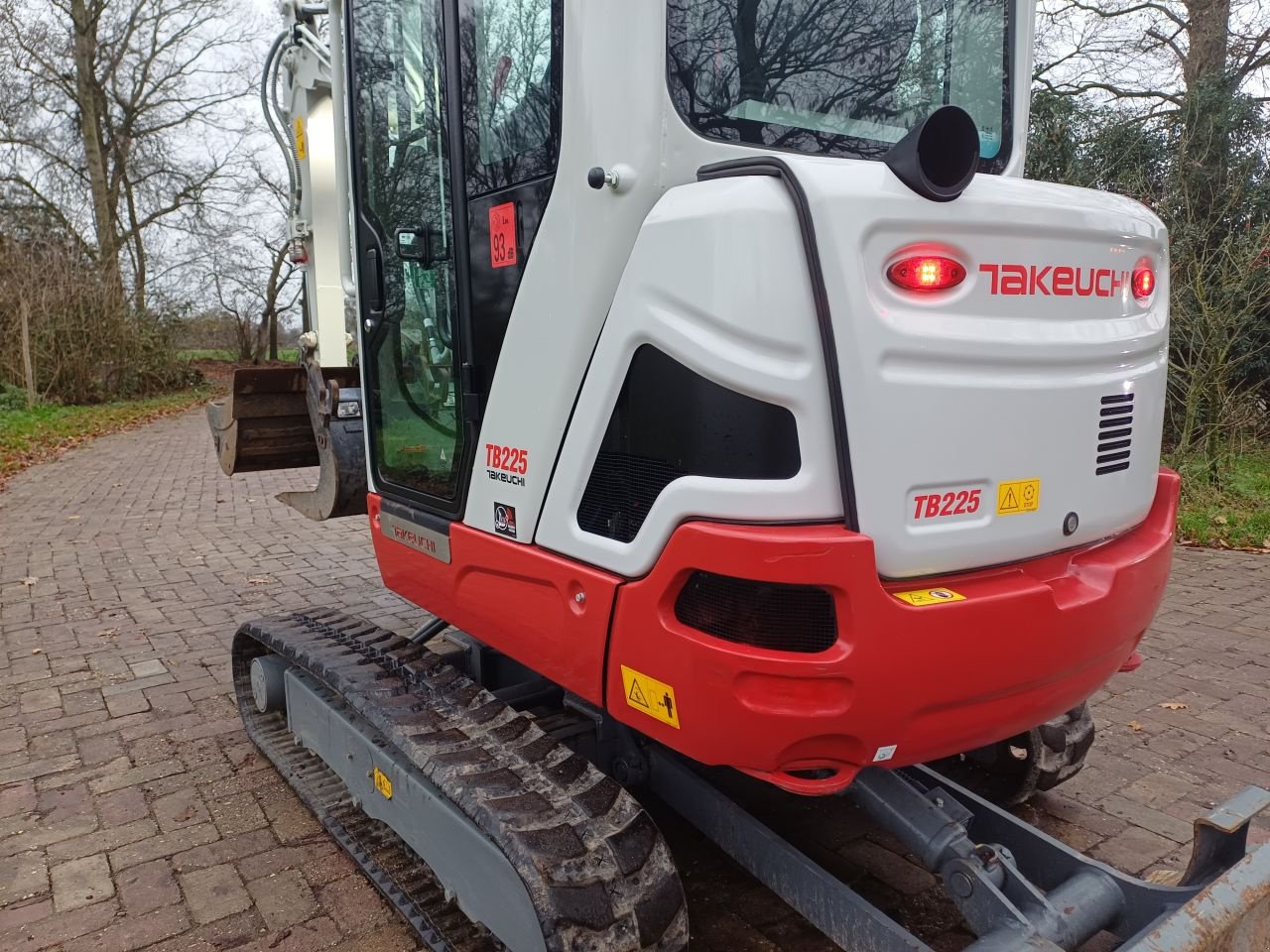 Minibagger типа Takeuchi TB225 E, Gebrauchtmaschine в Terschuur (Фотография 5)