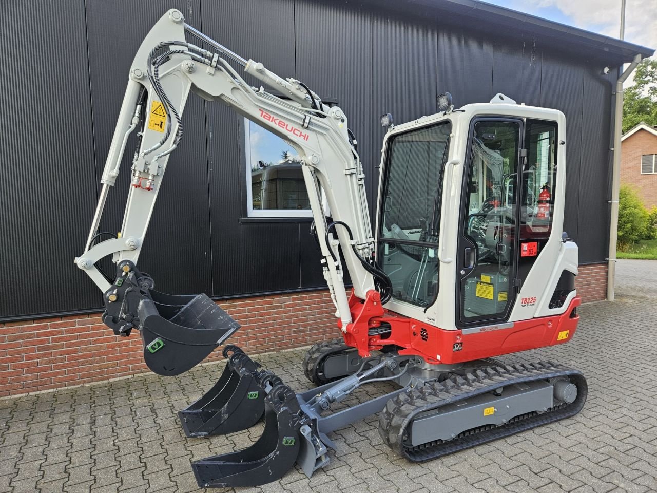 Minibagger του τύπου Takeuchi TB225 Extra - Nieuw, Neumaschine σε Haaksbergen (Φωτογραφία 2)