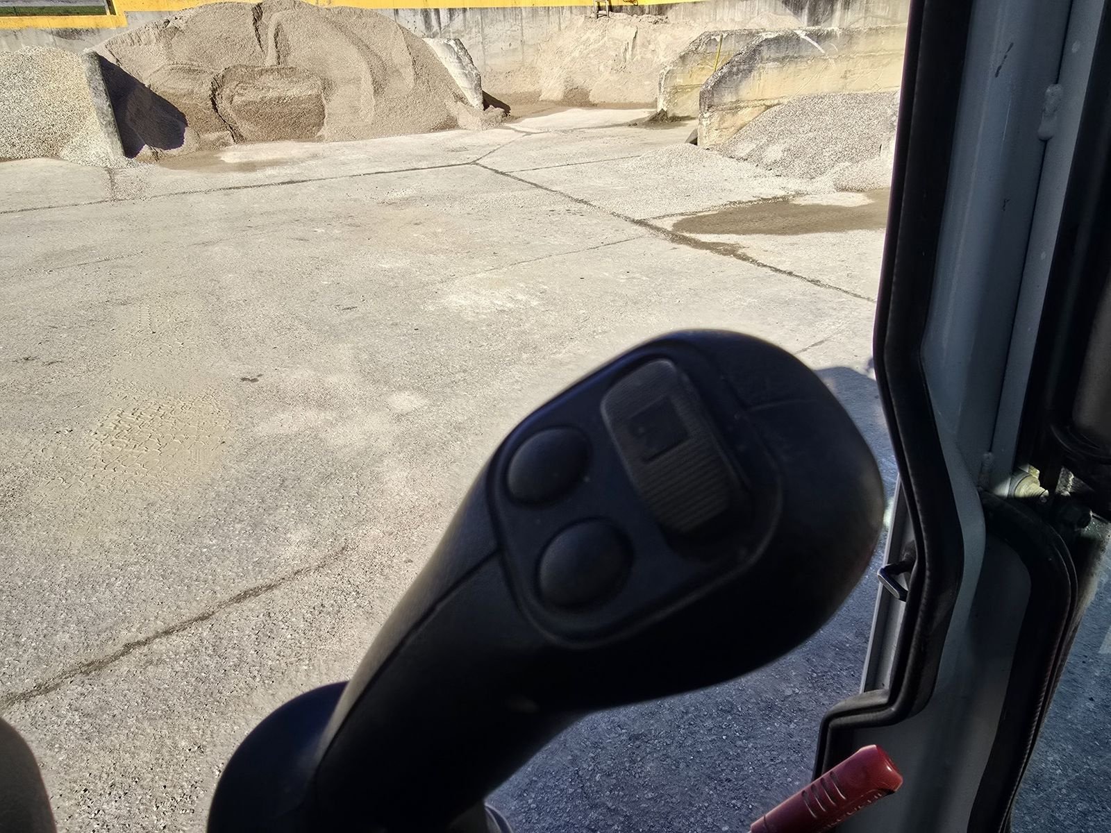 Minibagger del tipo Takeuchi TB225, Gebrauchtmaschine In Gabersdorf (Immagine 8)