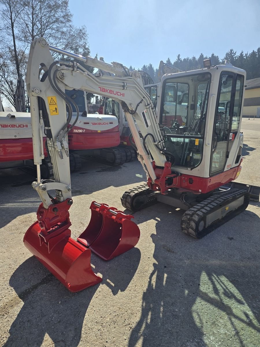 Minibagger vrste Takeuchi TB225, Gebrauchtmaschine v Gabersdorf (Slika 1)