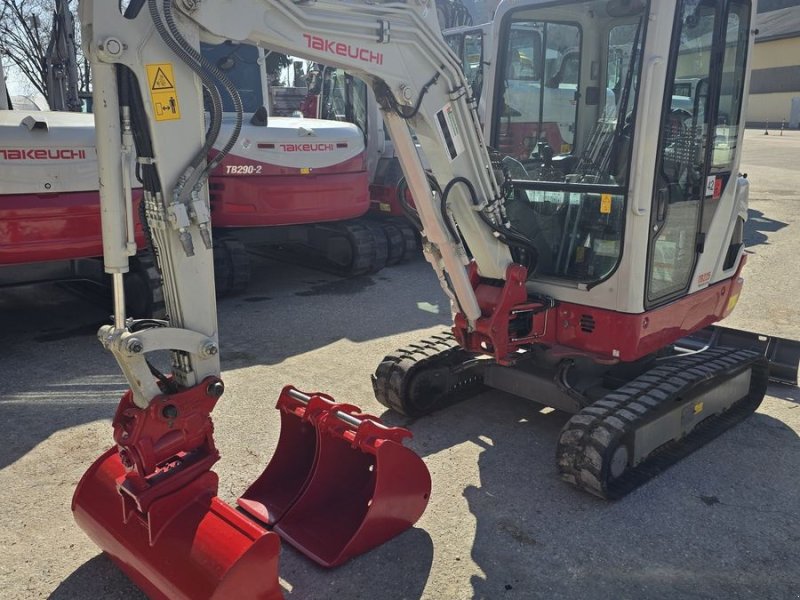 Minibagger a típus Takeuchi TB225, Gebrauchtmaschine ekkor: Gabersdorf (Kép 1)