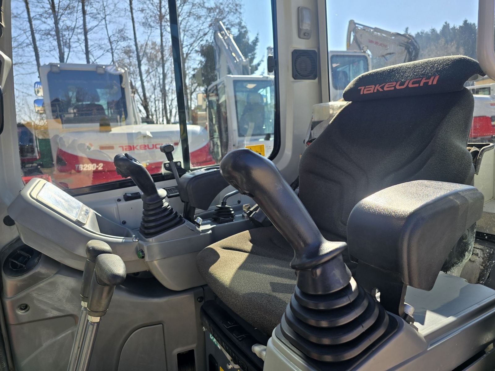 Minibagger del tipo Takeuchi TB225, Gebrauchtmaschine In Gabersdorf (Immagine 12)