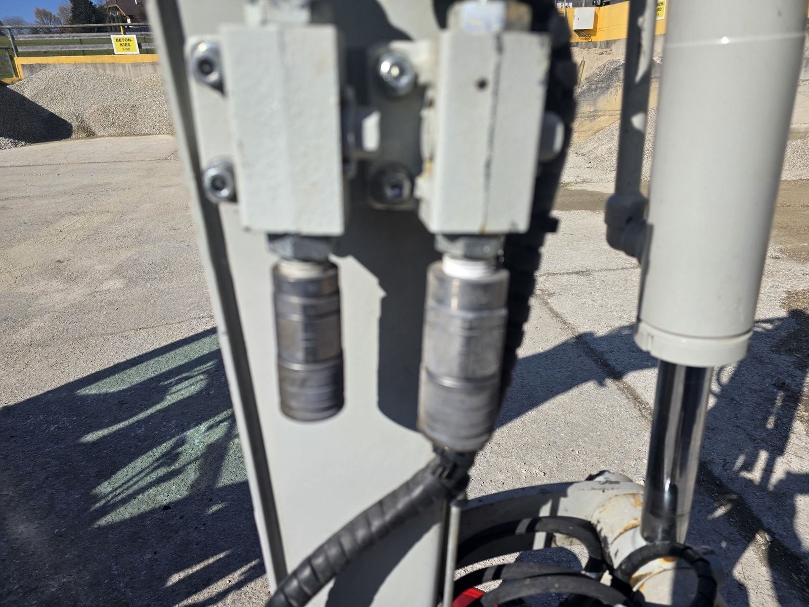 Minibagger del tipo Takeuchi TB225, Gebrauchtmaschine In Gabersdorf (Immagine 16)