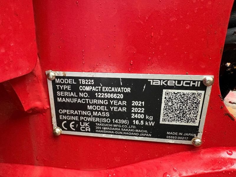 Minibagger del tipo Takeuchi TB225, Gebrauchtmaschine In Gabersdorf (Immagine 24)