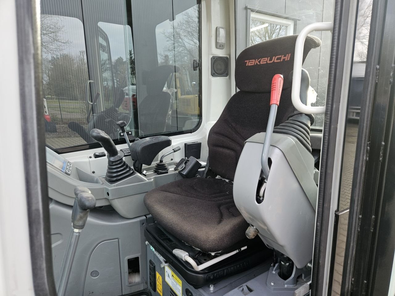 Minibagger типа Takeuchi TB225, Gebrauchtmaschine в Haaksbergen (Фотография 3)