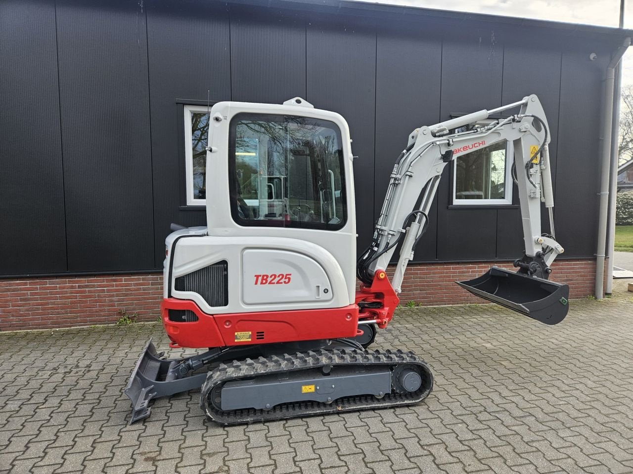 Minibagger типа Takeuchi TB225, Gebrauchtmaschine в Haaksbergen (Фотография 7)
