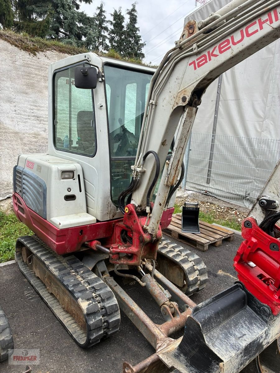 Minibagger типа Takeuchi TB228 mit Powertilt, Gebrauchtmaschine в Putzleinsdorf (Фотография 1)