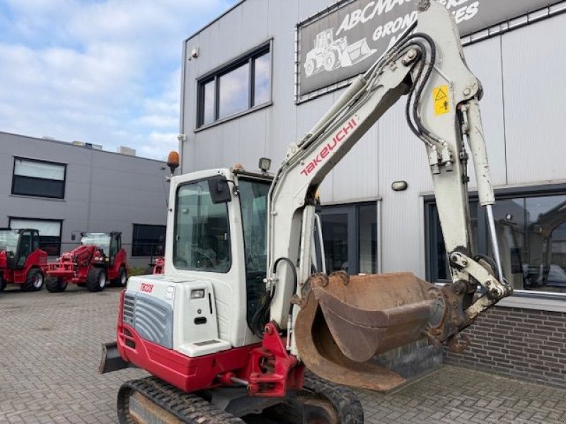 Minibagger des Typs Takeuchi TB228, Gebrauchtmaschine in Cuijk (Bild 5)