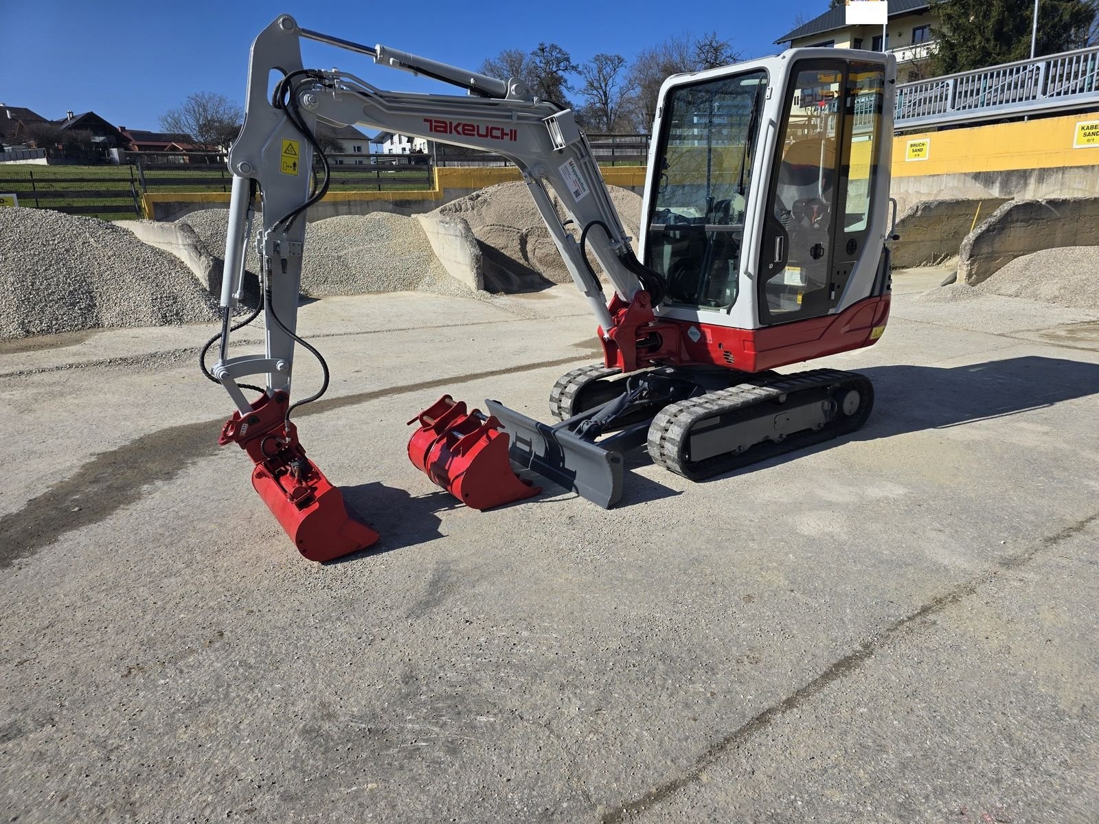 Minibagger of the type Takeuchi TB228, Gebrauchtmaschine in Gabersdorf (Picture 23)