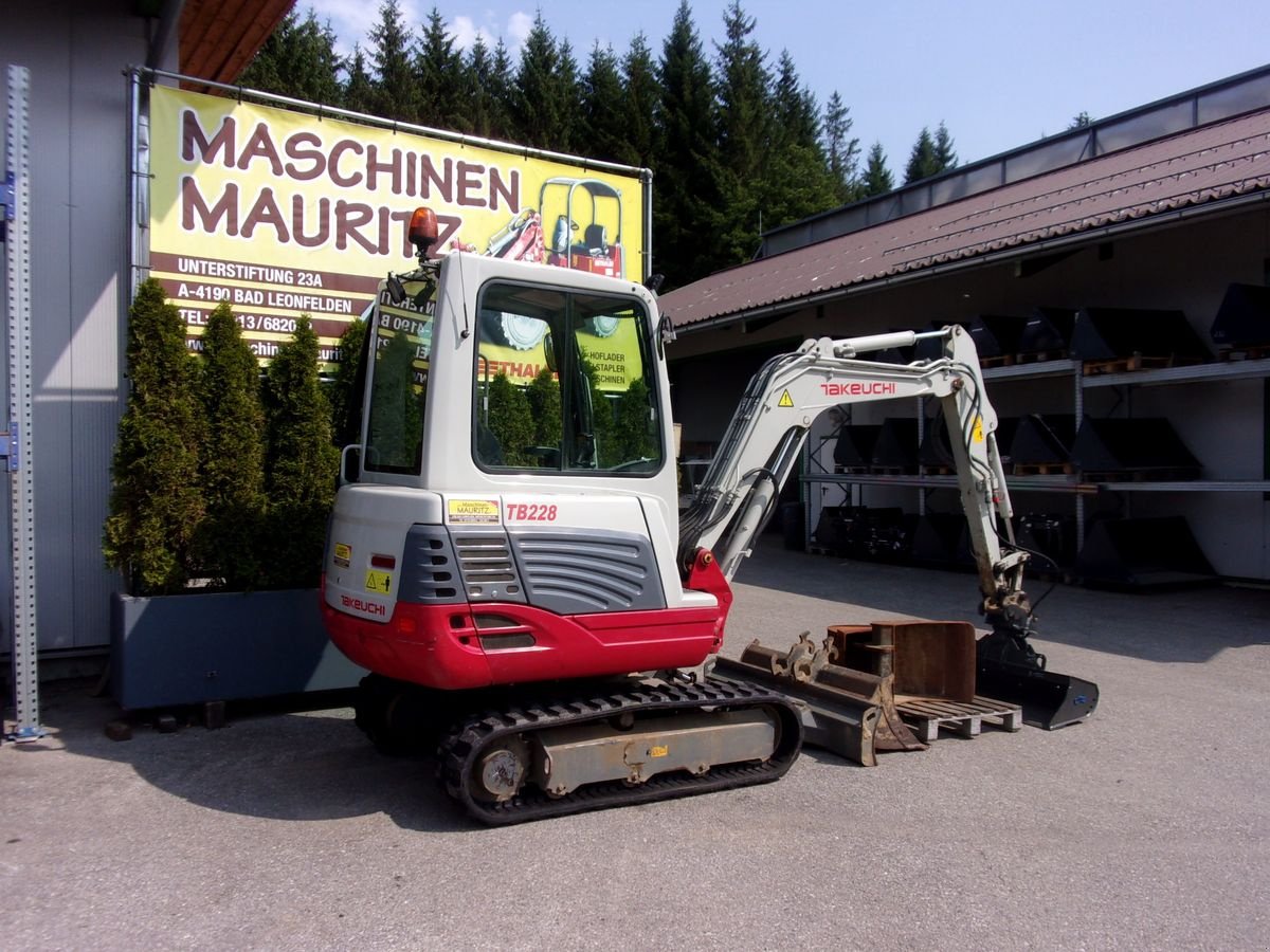 Minibagger des Typs Takeuchi TB228, Gebrauchtmaschine in Bad Leonfelden (Bild 2)