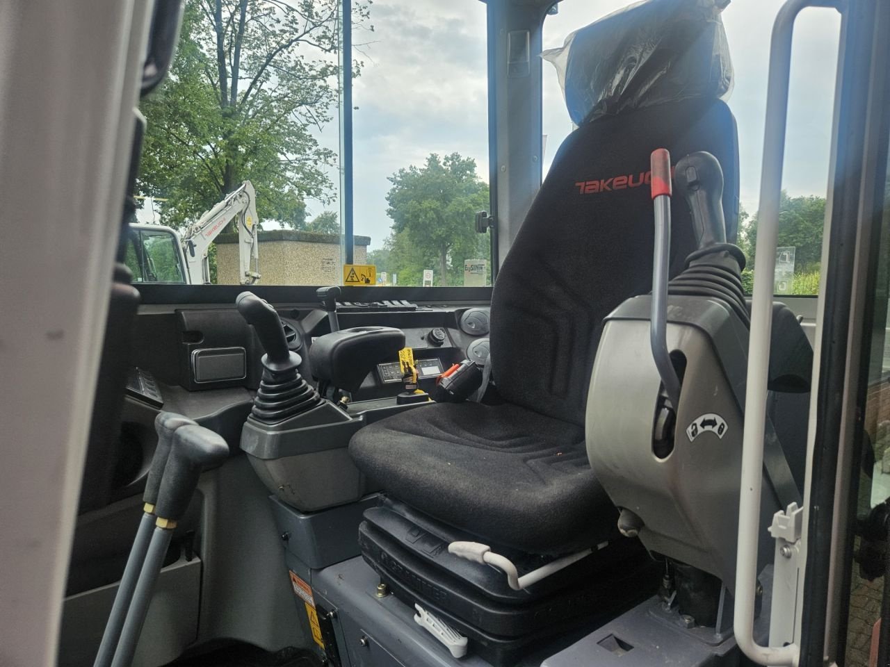 Minibagger del tipo Takeuchi TB230 - 2350 uur, Gebrauchtmaschine In Haaksbergen (Immagine 3)