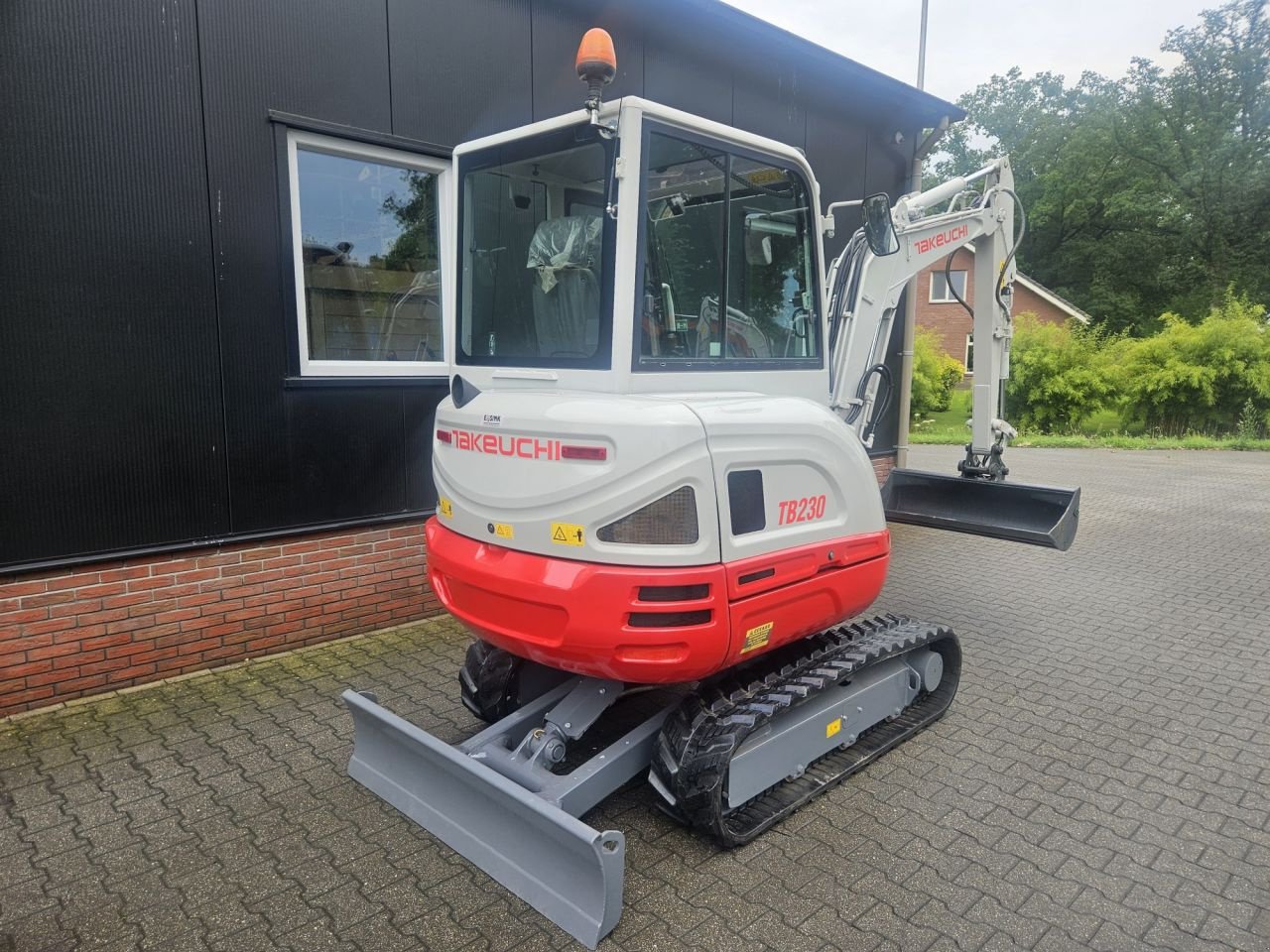 Minibagger del tipo Takeuchi TB230 - 2350 uur, Gebrauchtmaschine In Haaksbergen (Immagine 9)