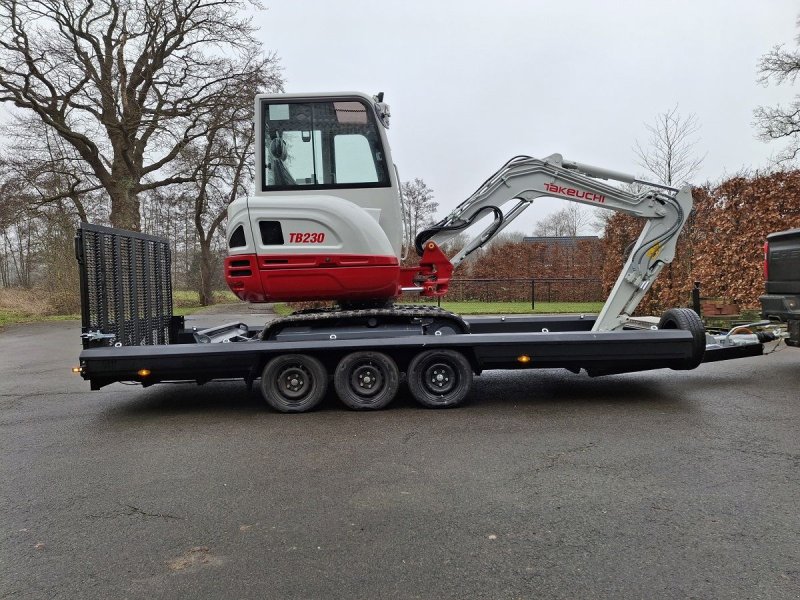 Minibagger Türe ait Takeuchi TB230, Gebrauchtmaschine içinde Donkerbroek