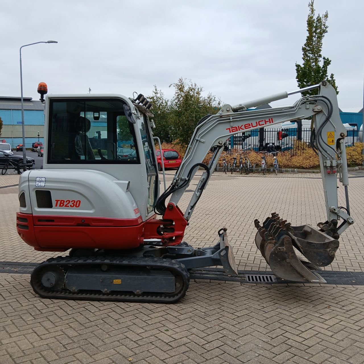 Minibagger of the type Takeuchi Tb230, Gebrauchtmaschine in Alblasserdam (Picture 3)