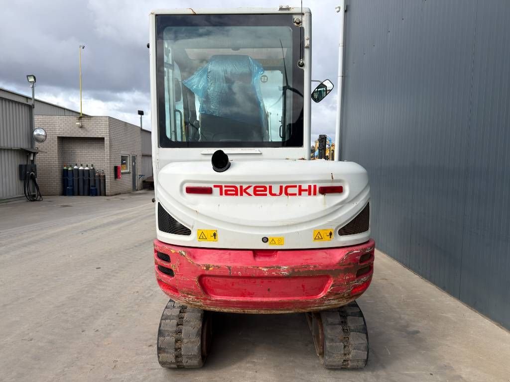 Minibagger del tipo Takeuchi TB230, Gebrauchtmaschine en Venlo (Imagen 4)