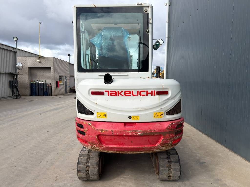 Minibagger tip Takeuchi TB230, Gebrauchtmaschine in Venlo (Poză 4)