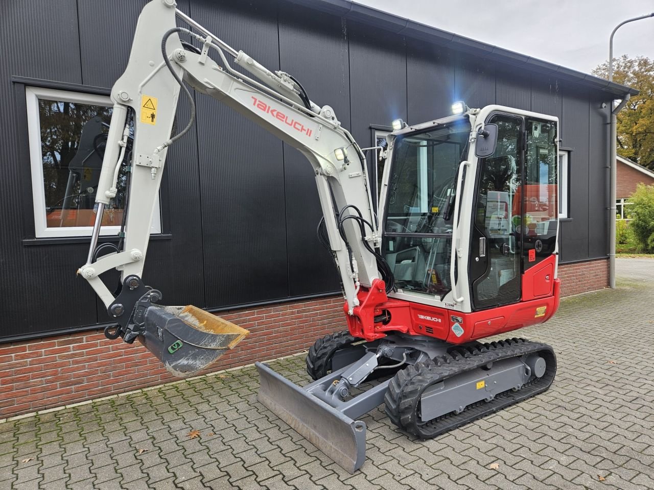 Minibagger van het type Takeuchi TB230, Gebrauchtmaschine in Haaksbergen (Foto 2)
