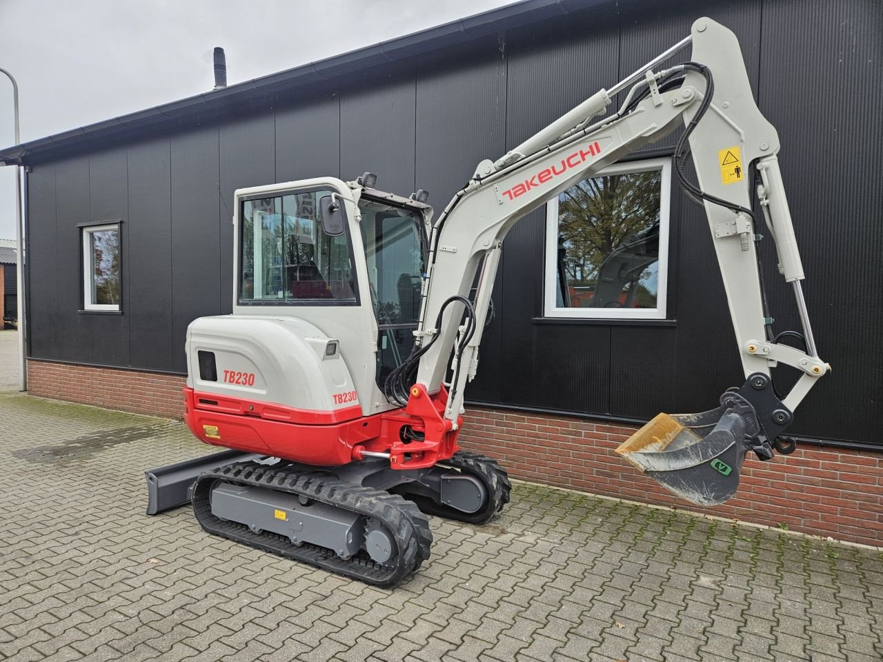Minibagger van het type Takeuchi TB230, Gebrauchtmaschine in Haaksbergen (Foto 5)