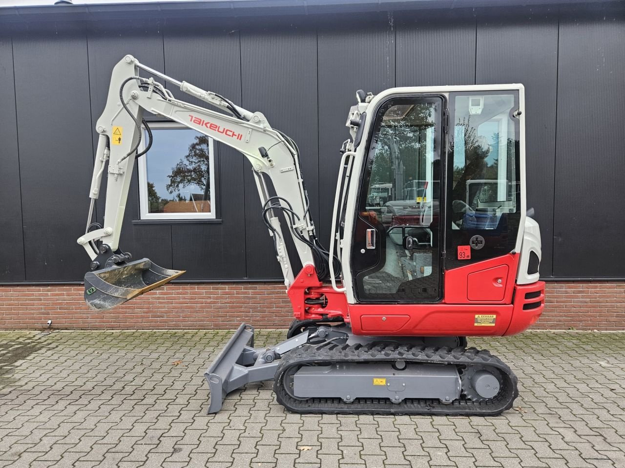 Minibagger van het type Takeuchi TB230, Gebrauchtmaschine in Haaksbergen (Foto 1)