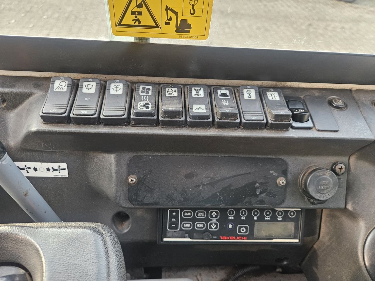 Minibagger des Typs Takeuchi TB230, Gebrauchtmaschine in Haaksbergen (Bild 5)