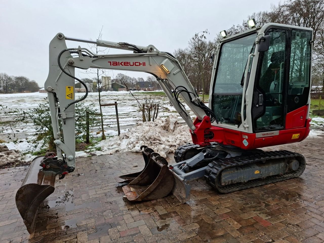 Minibagger του τύπου Takeuchi TB230, Gebrauchtmaschine σε Terschuur (Φωτογραφία 2)