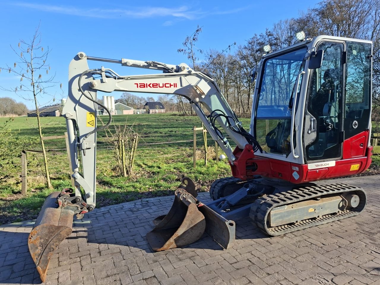 Minibagger typu Takeuchi TB230, Gebrauchtmaschine w Terschuur (Zdjęcie 3)