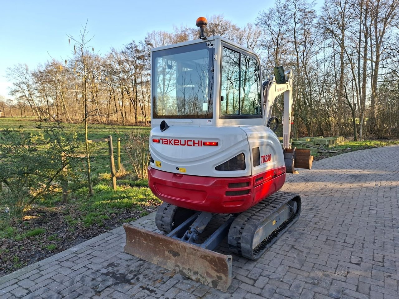 Minibagger Türe ait Takeuchi TB230, Gebrauchtmaschine içinde Terschuur (resim 5)