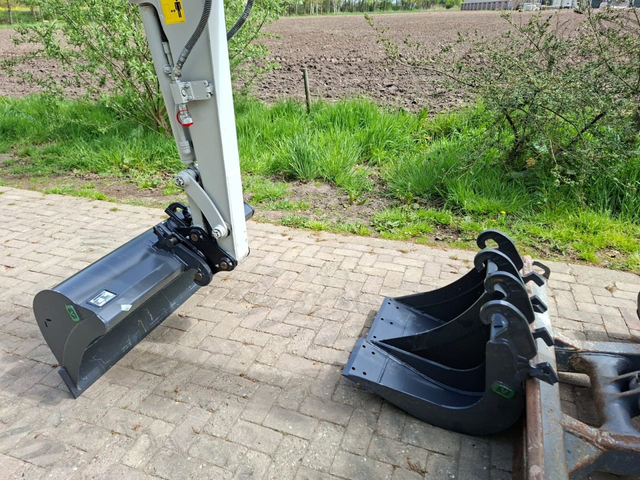 Minibagger tip Takeuchi TB230, Gebrauchtmaschine in Terschuur (Poză 8)