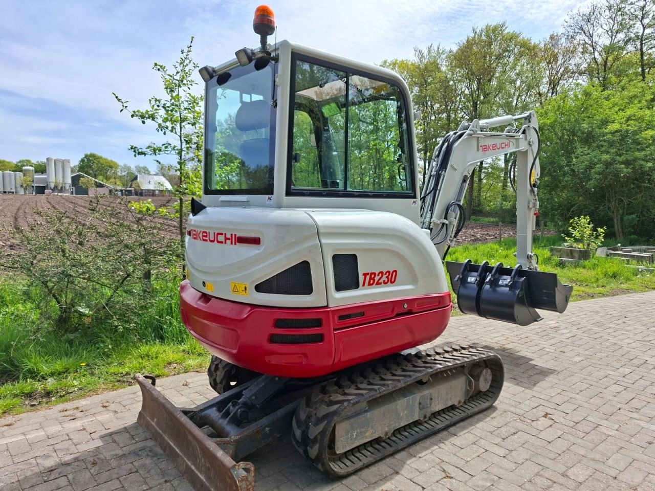 Minibagger tip Takeuchi TB230, Gebrauchtmaschine in Terschuur (Poză 7)