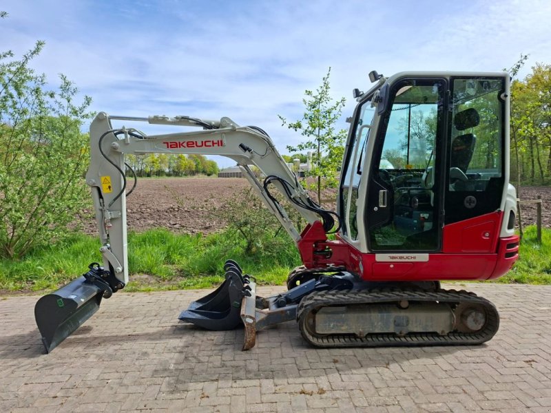 Minibagger del tipo Takeuchi TB230, Gebrauchtmaschine en Terschuur (Imagen 1)