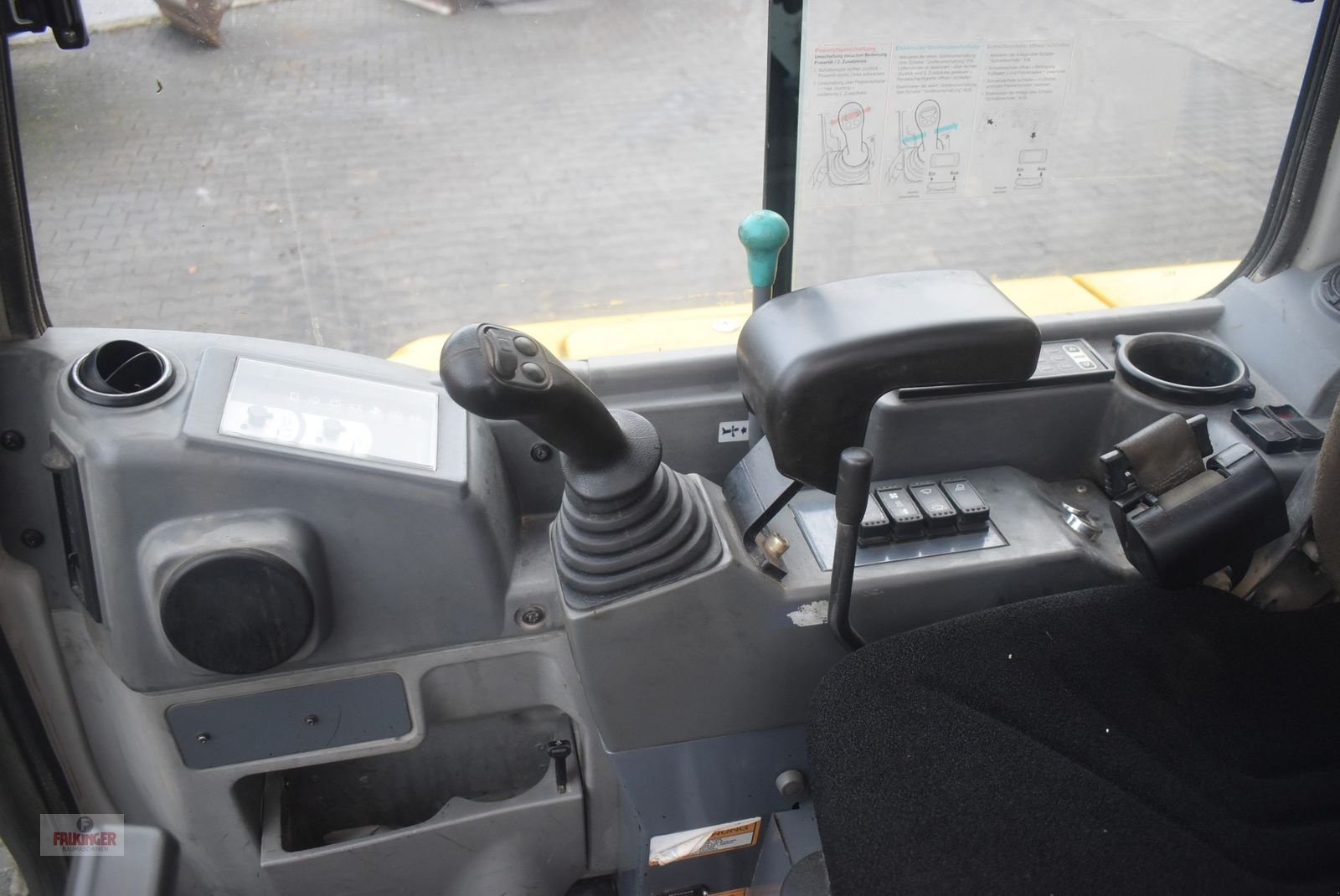 Minibagger типа Takeuchi TB235 mit Powertilt, Gebrauchtmaschine в Putzleinsdorf (Фотография 7)